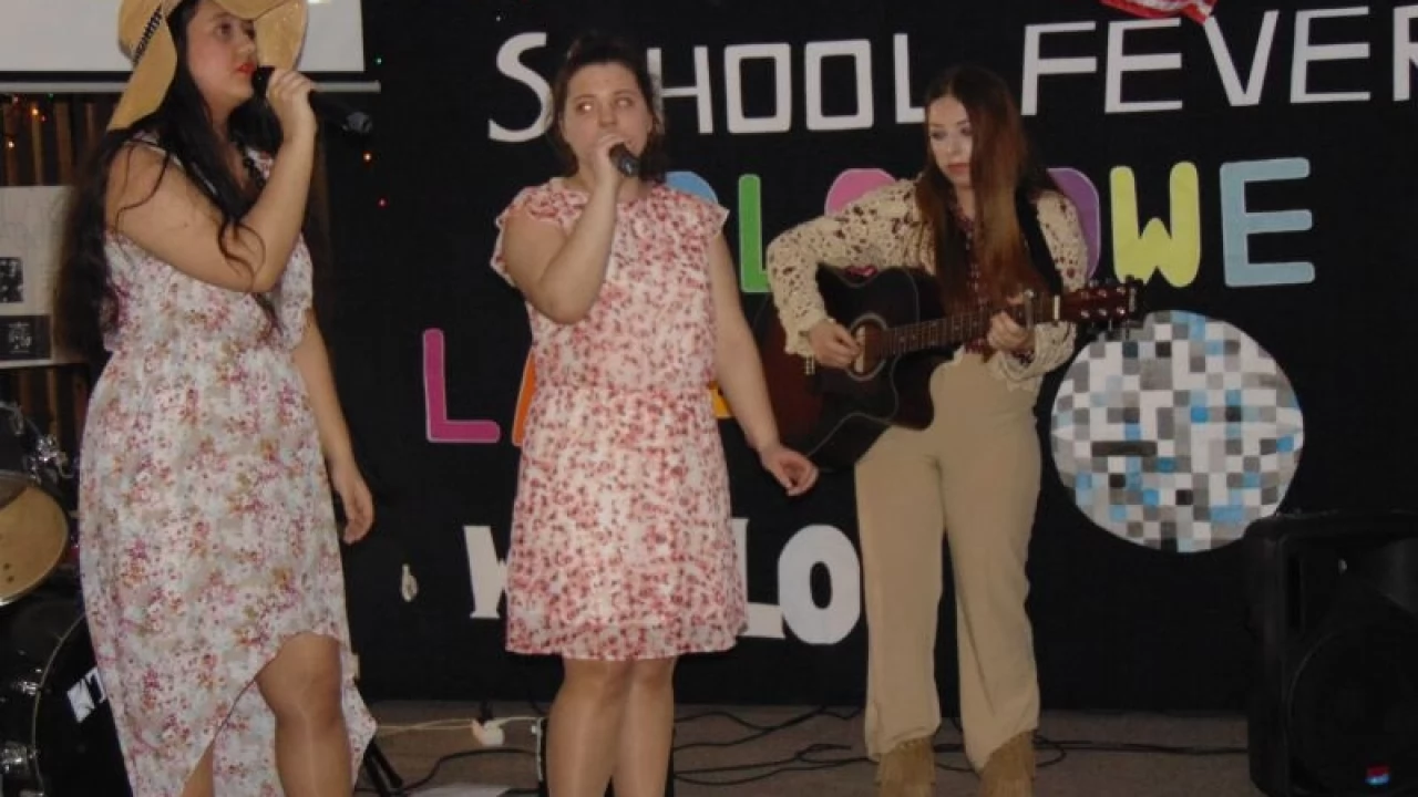 Kolorowe lata siedemdziesiąte w II LO, czyli The Seventies School Fever