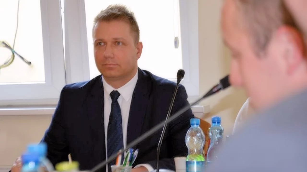 Polityczna burza w gminie. Augustyniak zastąpił Taflińskiego na stanowisku przewodniczącego