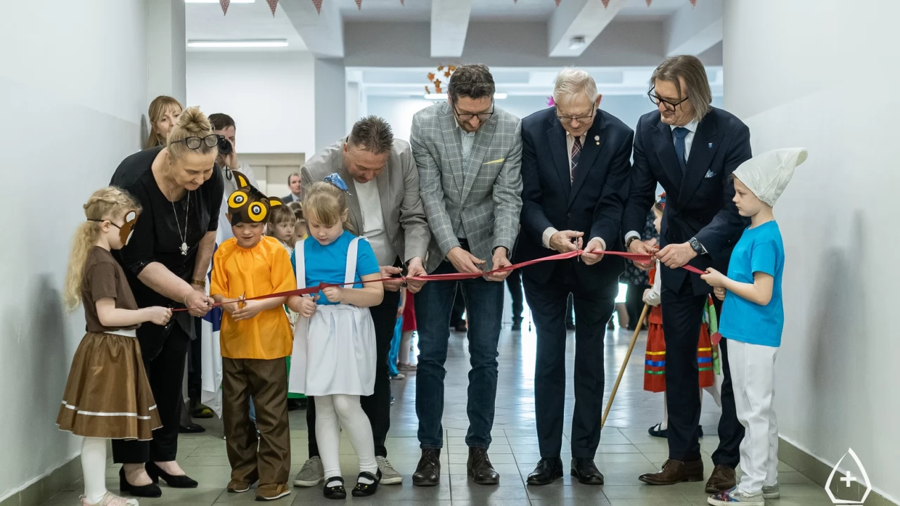 Nowa część przedszkola "Jedyneczka" w Pelplinie uroczyści otwarta