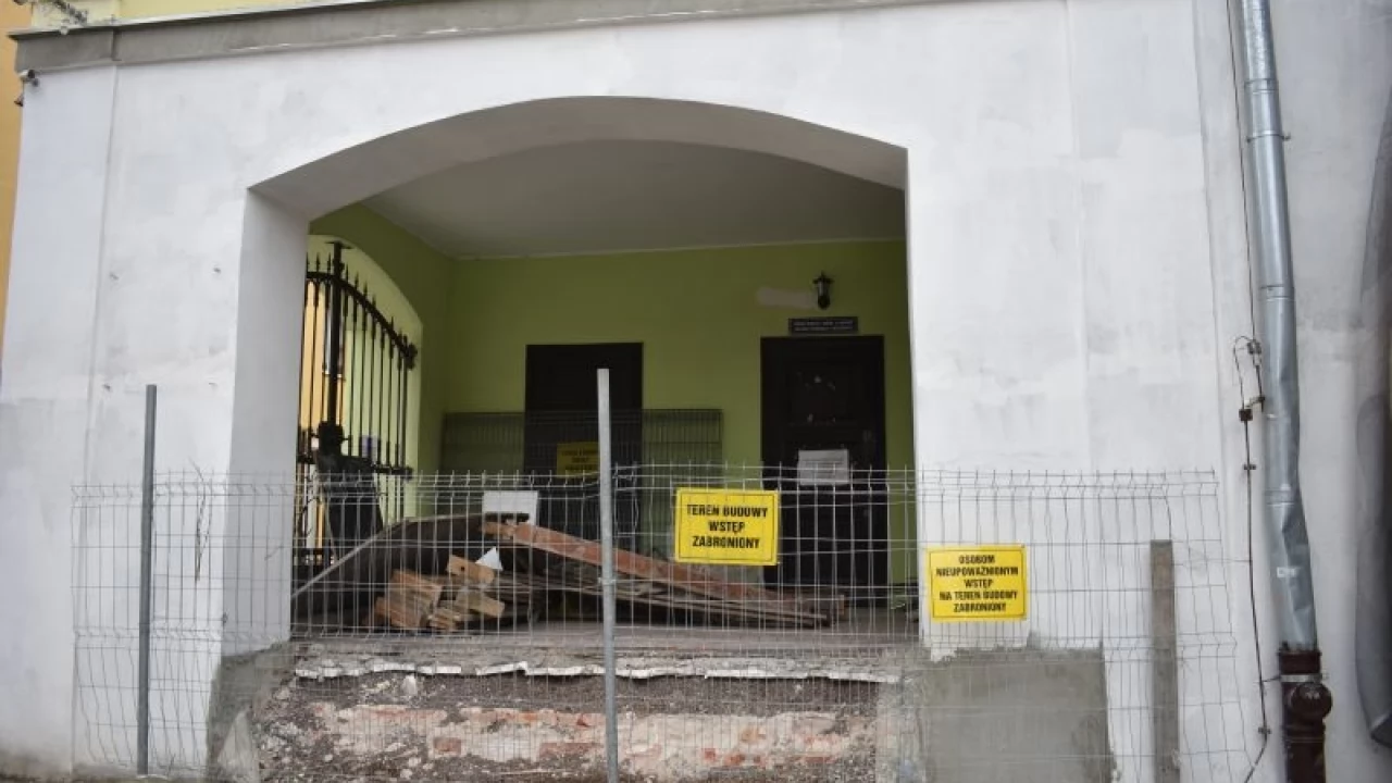 Rewitalizacja zdegradowanej przestrzeni w Gniewie trwa