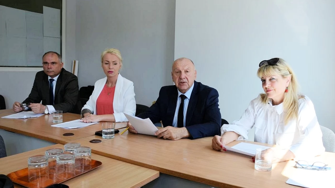 "To była decyzja bolesna, ale jedyna z możliwych" - Kucharek o odejściu z szeregów PO
