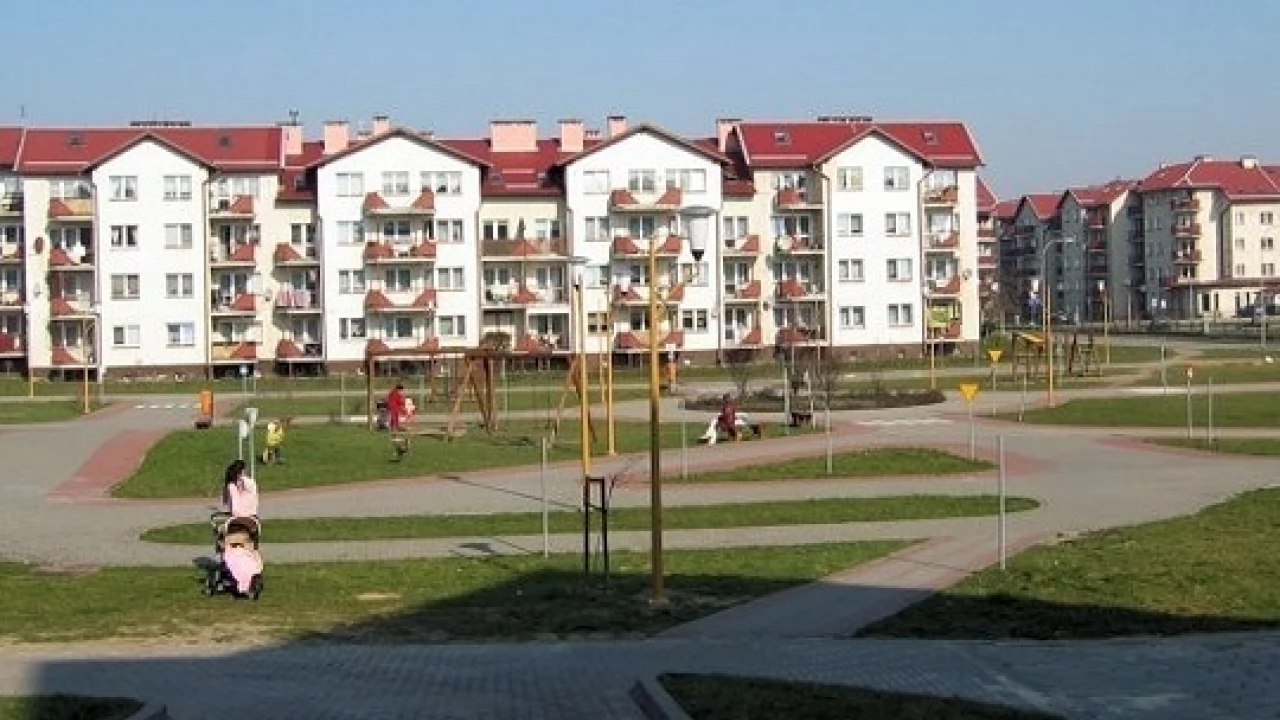 Os. Bajkowe. Nie ma szkoły, a co z gimbusem?