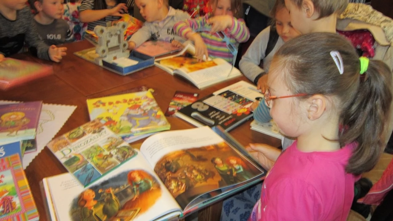 Majowe spotkania z książką w bibliotece