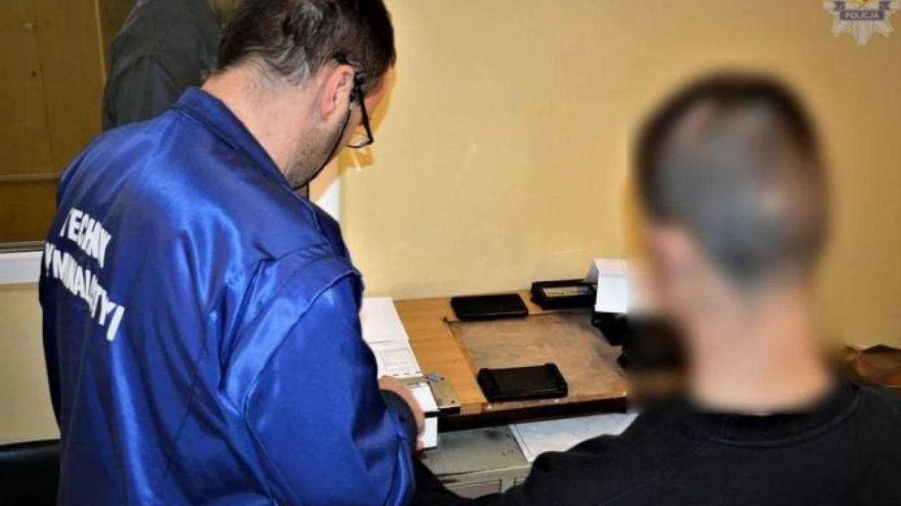 Po kradzieży schował się w ubikacji