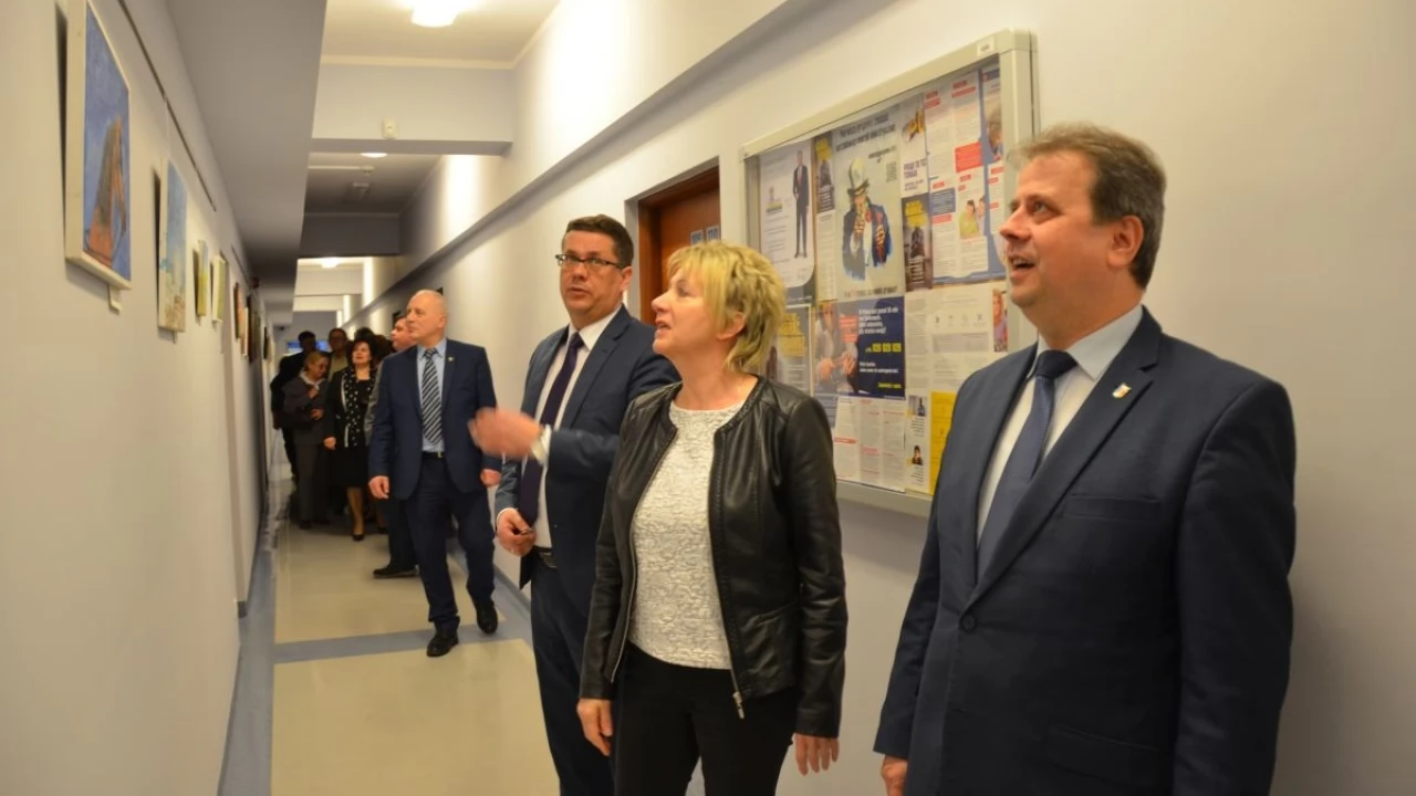 Starostwo zamieniło się... w galerię