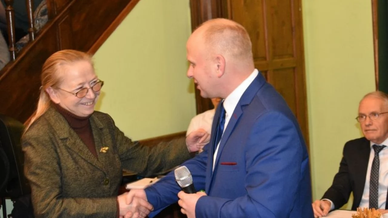 Gniew - nowy burmistrz zaprzysiężony. Zgodny początek prac rady