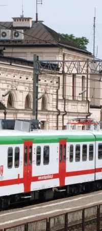 Elektryczny zespół trakcyjny EN57 zmodernizowany wcześniej dla województwa podlaskiego