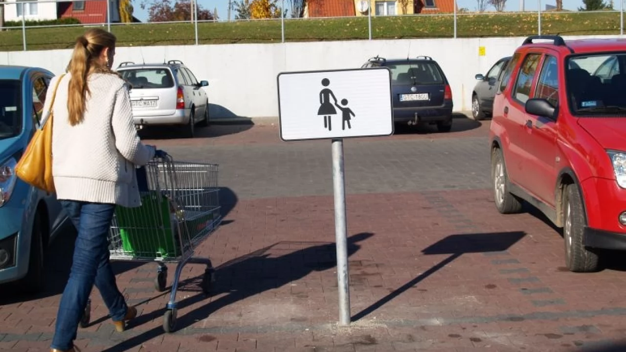 Kolejne "prorodzinne" znaki na terenie Tczewa. Co na to kierowcy?