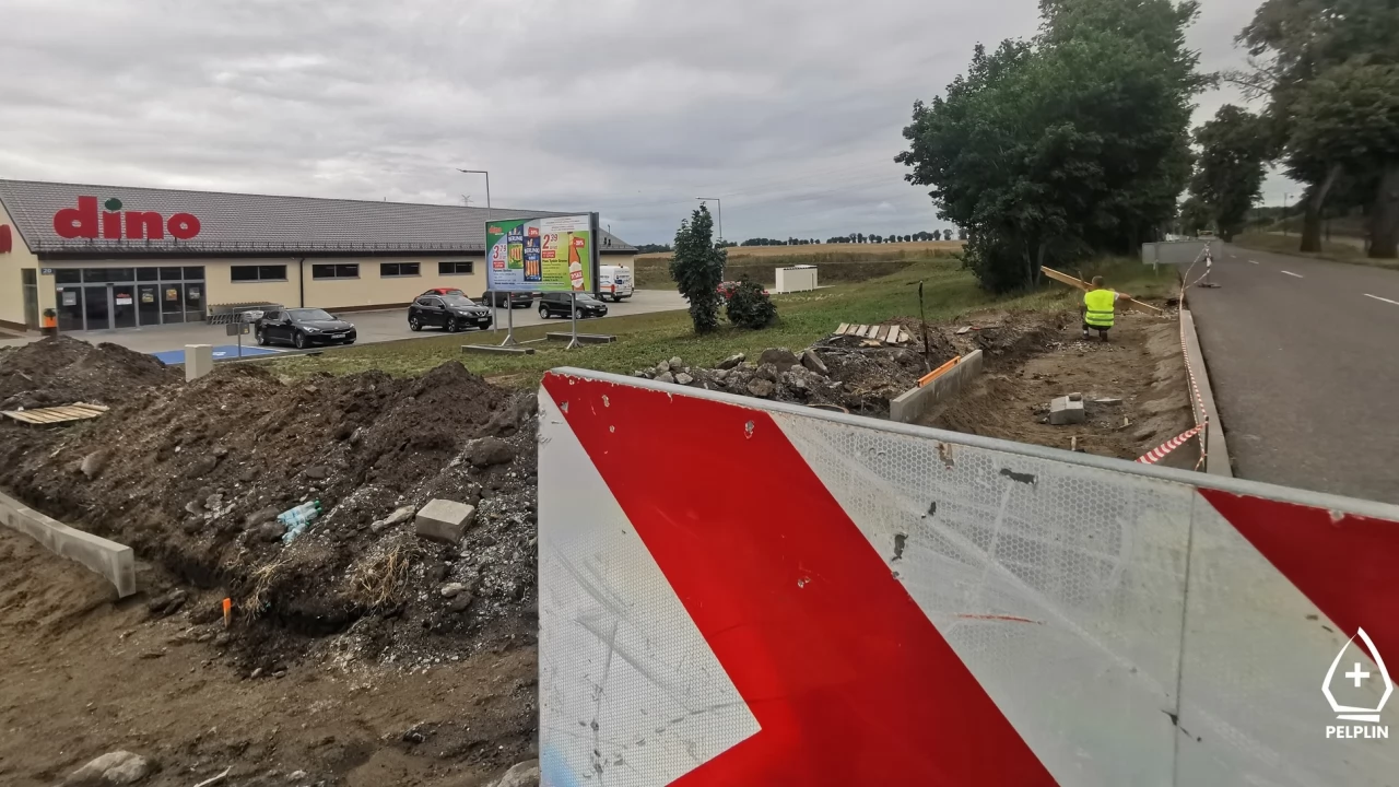 Pelplin. Nowe przejście dla pieszych przy ul. Starogardzkiej