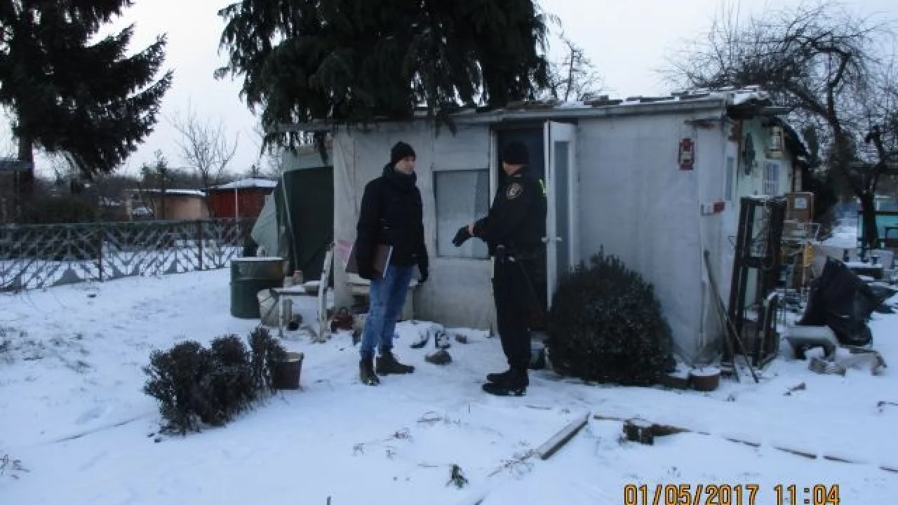 Trudny okres dla osób bezdomnych. Służby pomagają