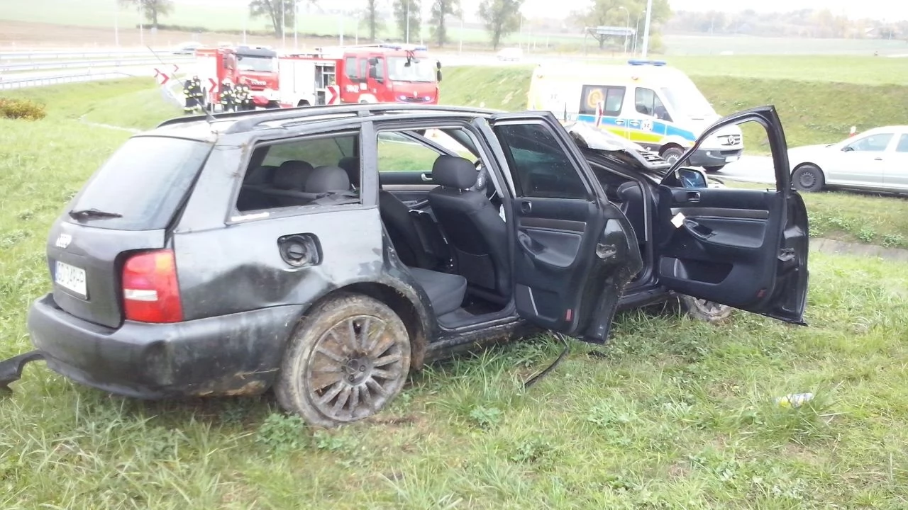 Wypadek na A1. Ranne dwie osoby