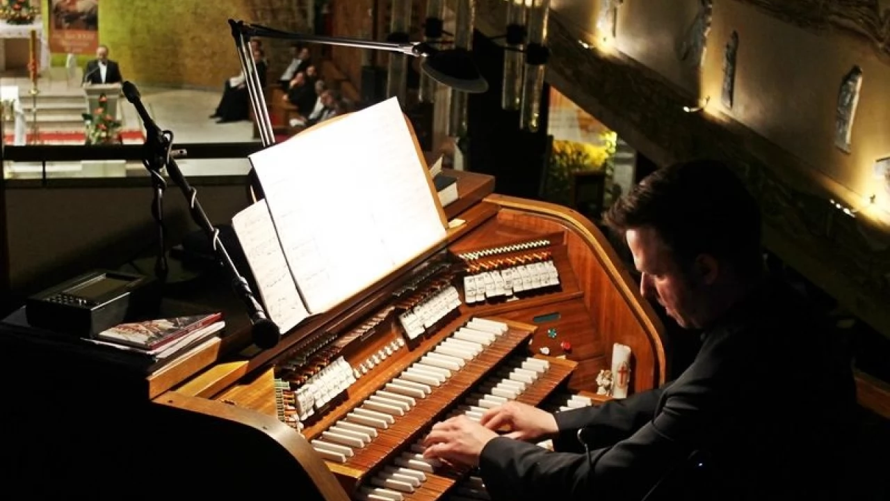 Młodzieńcza poezja Karola Wojtyły w Gniewie