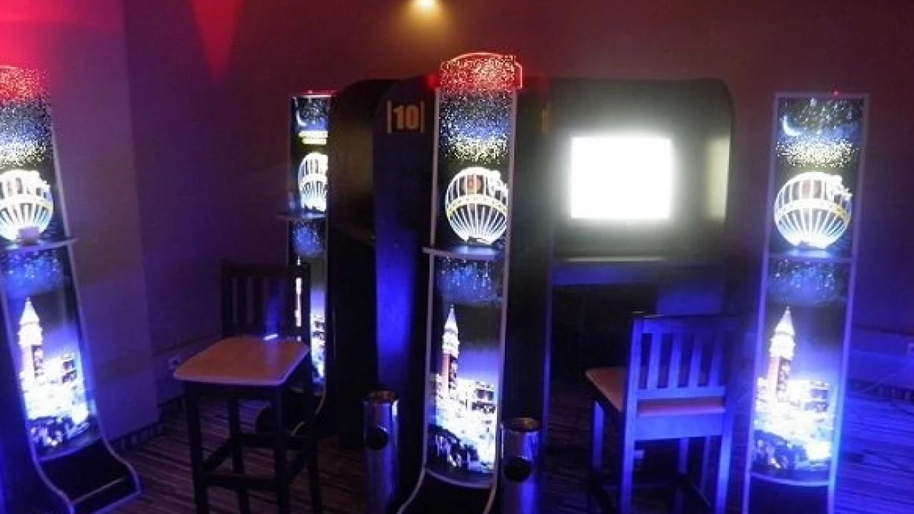 Jeśli gry na automatach, to tylko w legalnych salonach gier