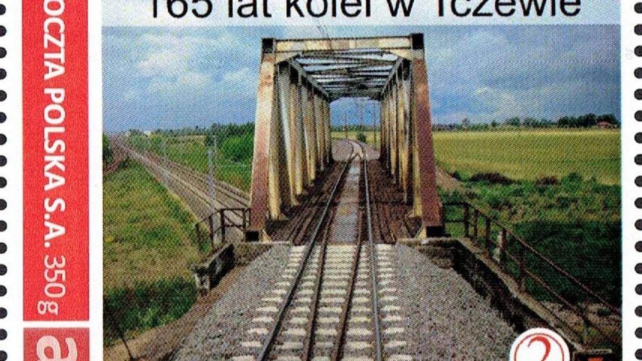 Kartka pocztowa i znaczki na 165 lat kolei w Tczewie