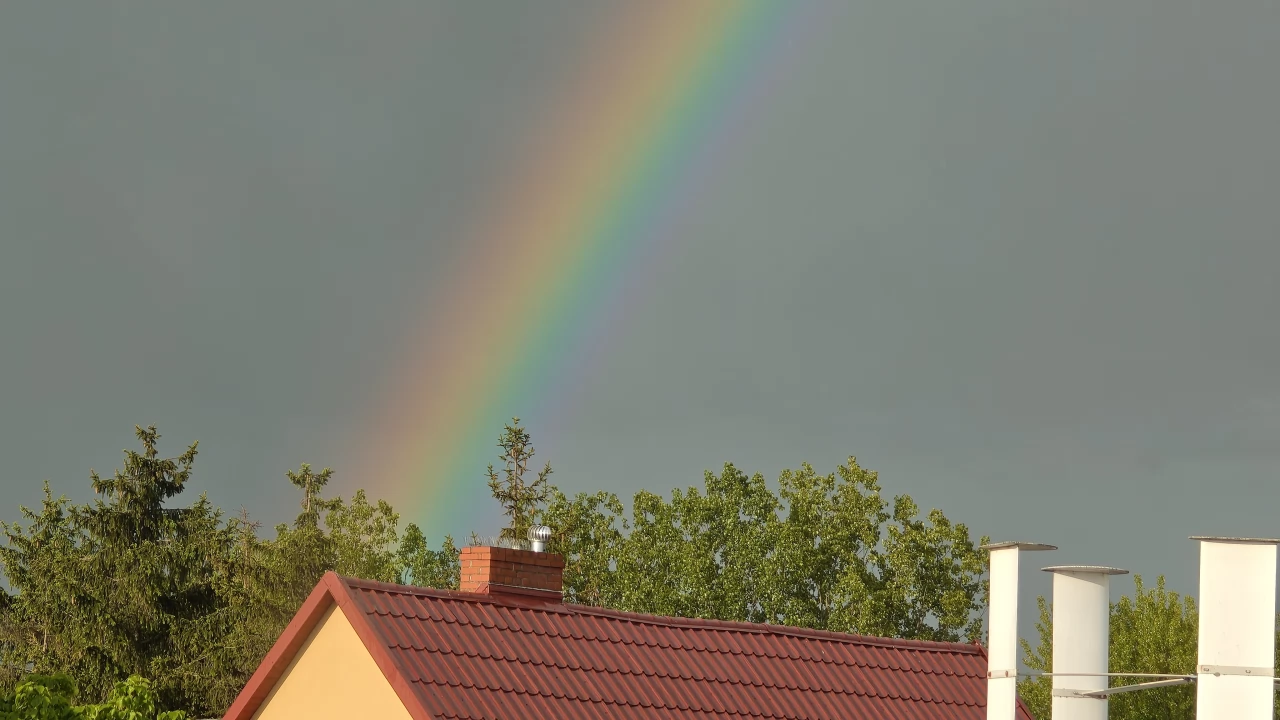 IMWG ostrzega przed silnym deszczem i burzami