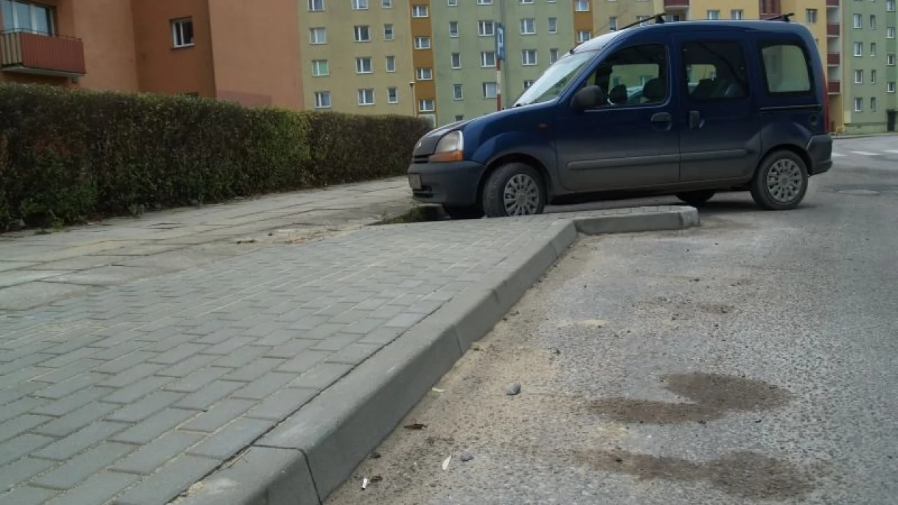 Przystanek na ul. Jedności Narodu ma wreszcie służyć pasażerom