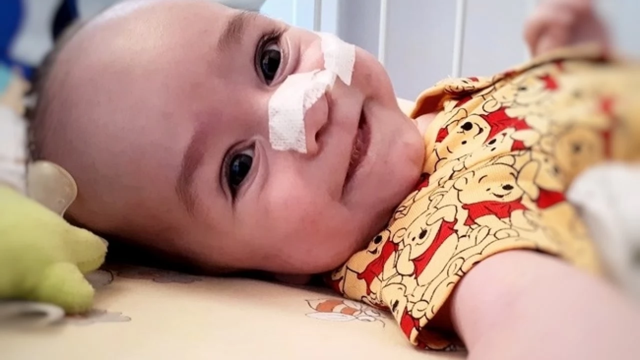 15-miesięczny Franek czeka na naszą pomoc. Zbiórka trwa