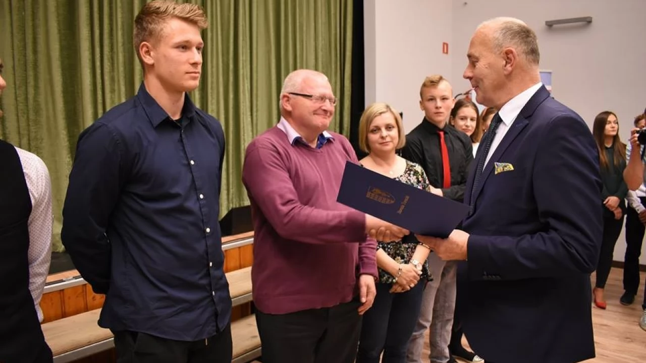 Nagrody starosty w dziedzinie kultury i sportu. Sprawdź, kogo doceniły władze powiatu