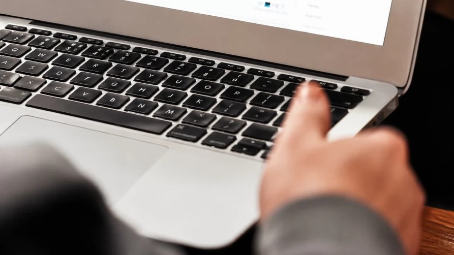 Laptop
