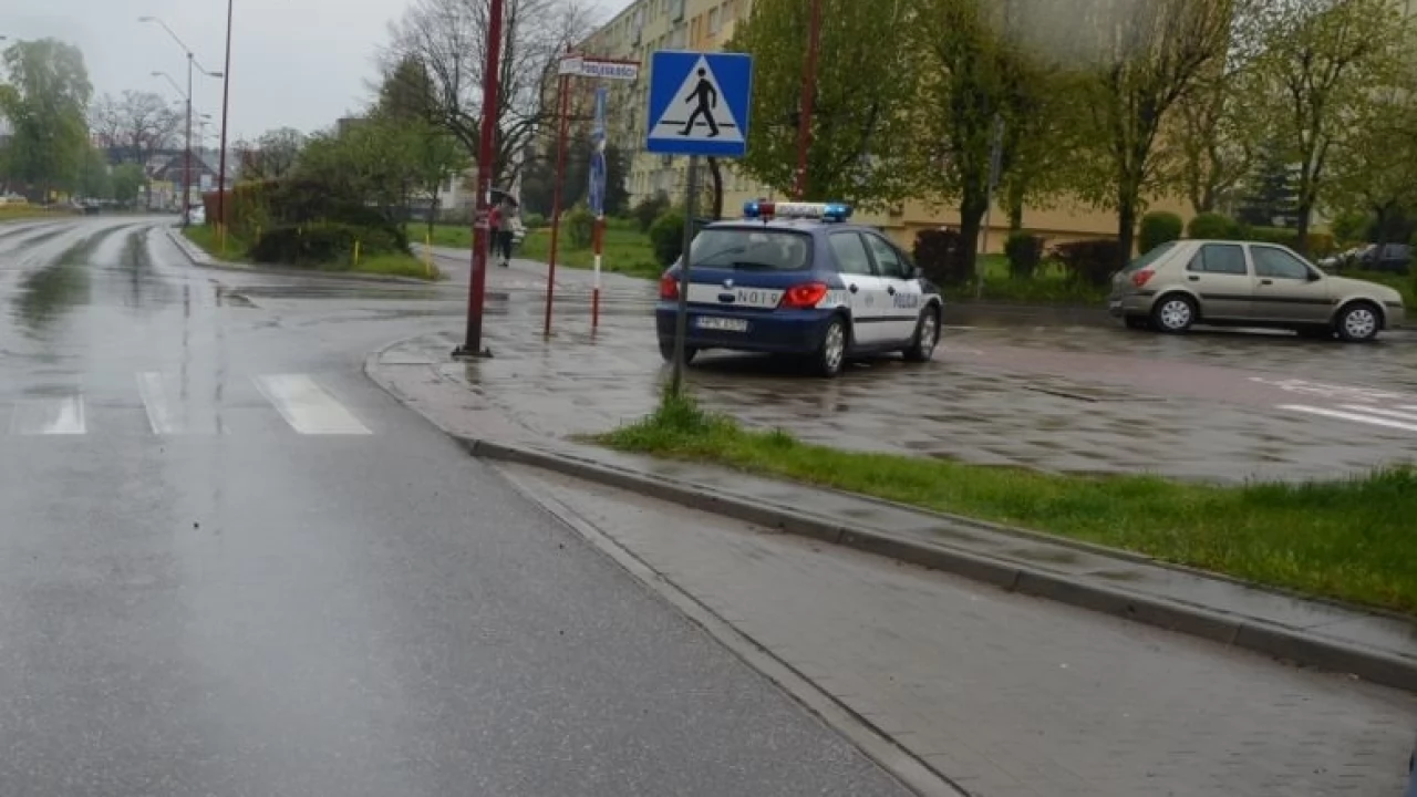 81-latek potrącił 11-latka na pasach