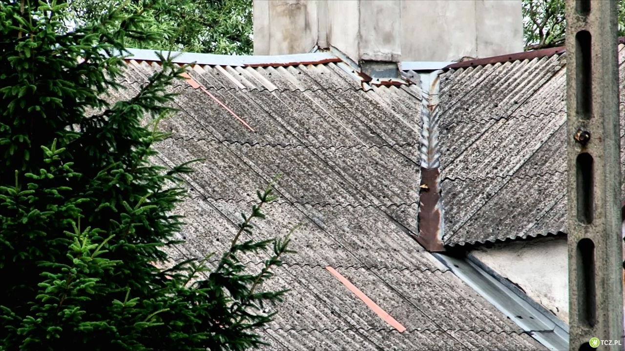 30 ton azbestu zniknie z dachów