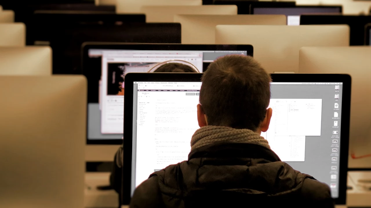 4 miliony - tylu osób potrzeba, by zapełnić lukę talentów w obszarze cyberbezpieczeństwa