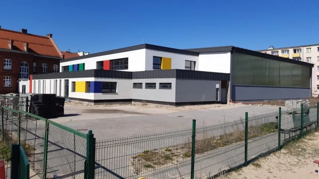 5 firm chce rozbudowywać gniewską szkołę