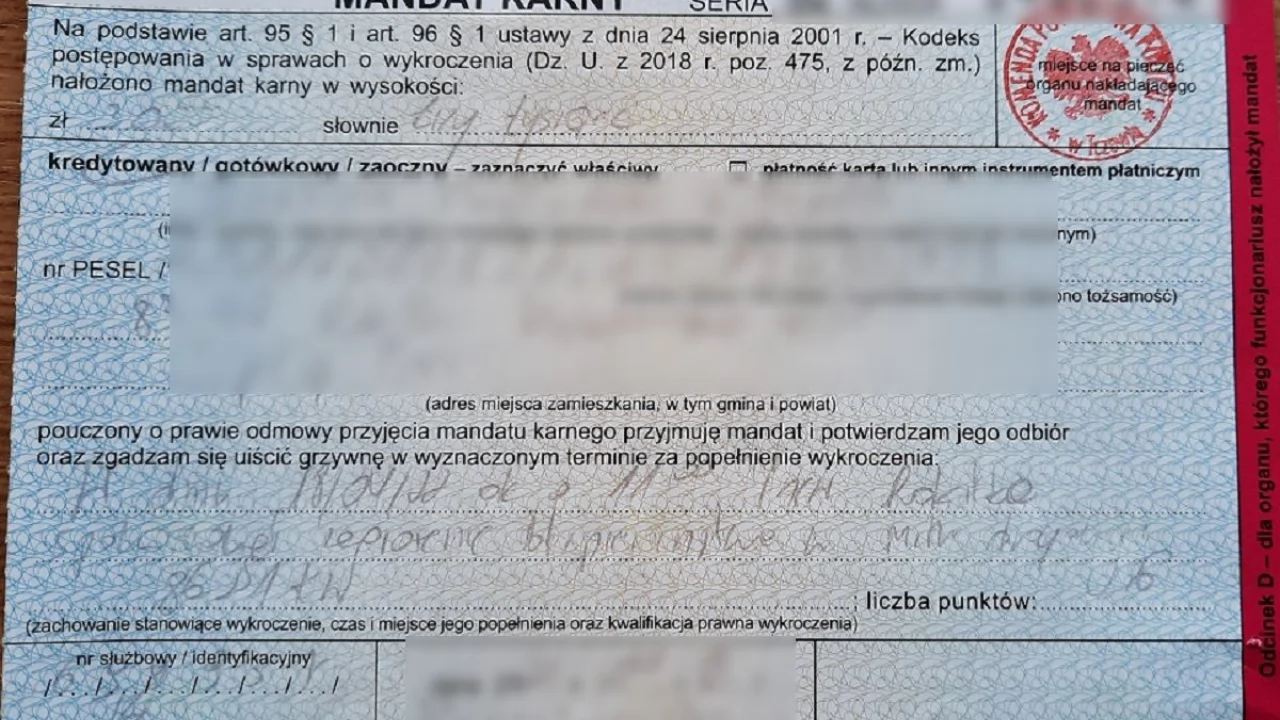 73-latek spowodował kolizję i uciekł z miejsca zdarzenia. Zapłaci słony mandat