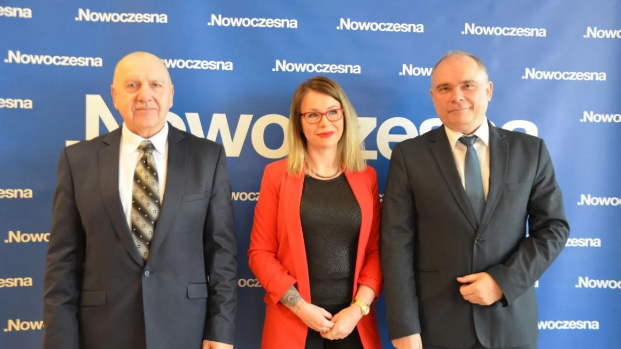 A. Kucharek w Nowoczesnej. O koalicji z PO - "Trzeba zapomnieć o tym, co było. Przeciwnik jest jeden"
