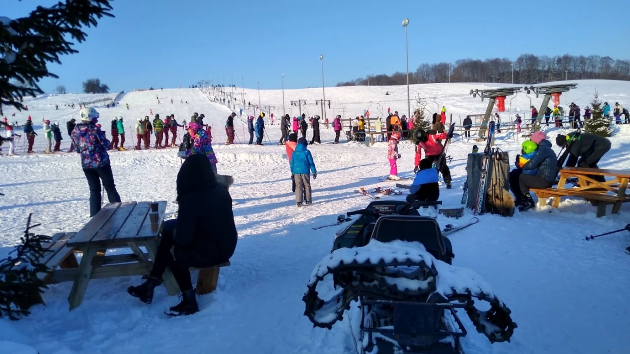 A może narty na poświąteczne spalanie kalorii?