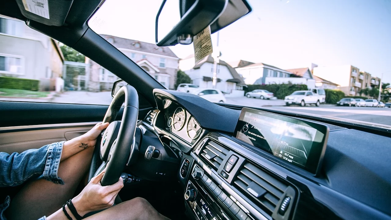 Auto, rower czy autobus, czym najczęściej jeżdżą Pomorzanie?
