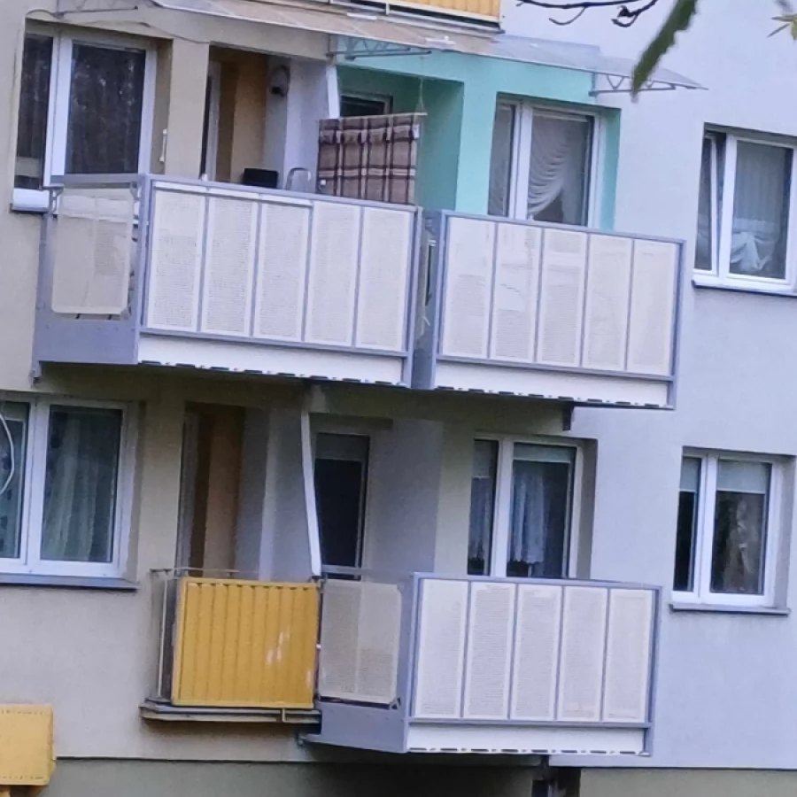 Balkony na os. GARNUSZEWSKIEGO