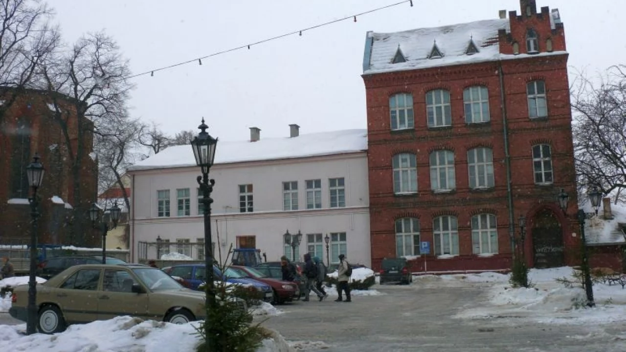 Będzie lokum dla organizacji pozarządowych - rusza remont dawnej "kolejówki"
