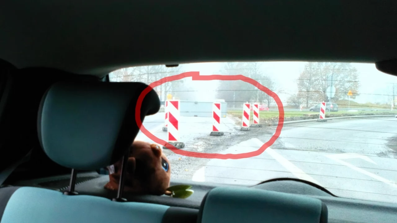 Bezpieczeństwo kierowców podczas przebudowy węzła komukanicyjnego w Czarlinie