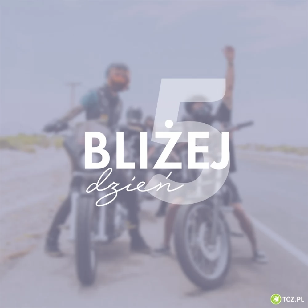 BLIŻEJ | piątek: gry planszowe, ping pong, pokaz motocyklowy