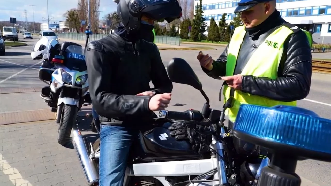Coraz więcej motocykli na drogach. "Apelujemy o wzajemny szacunek"