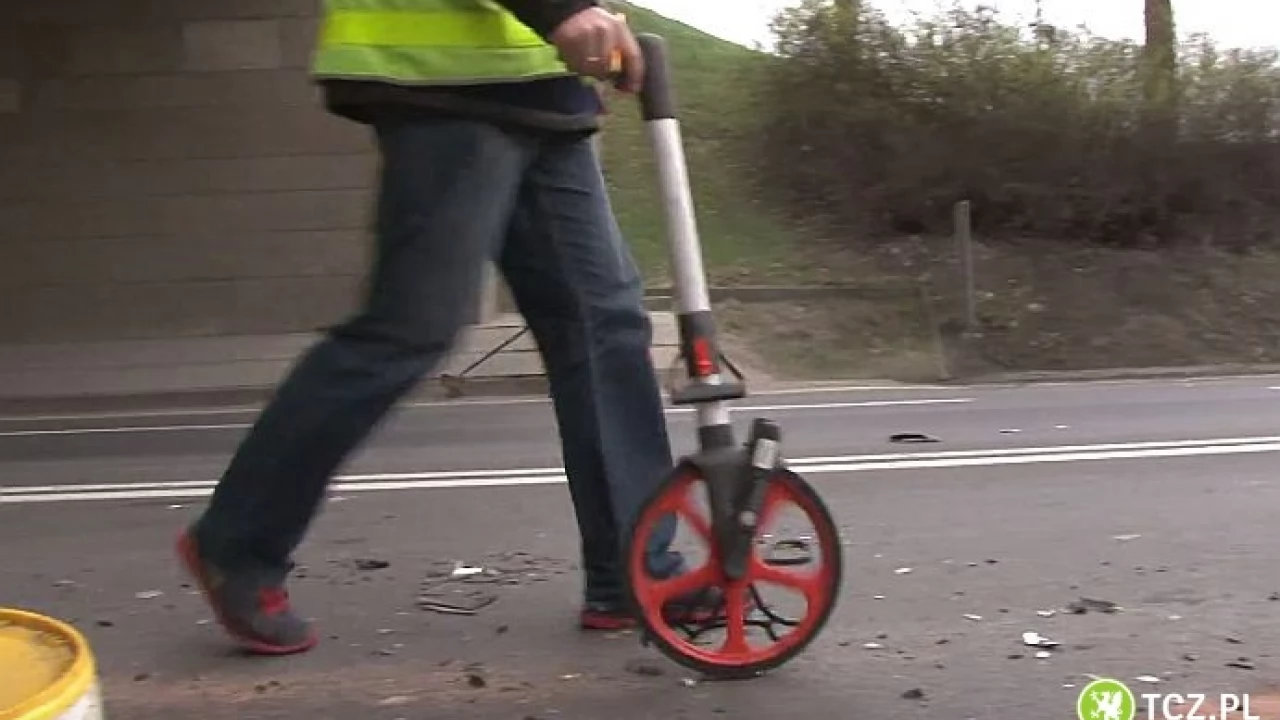 Czarlin. Zderzenie osobówki i motocykla