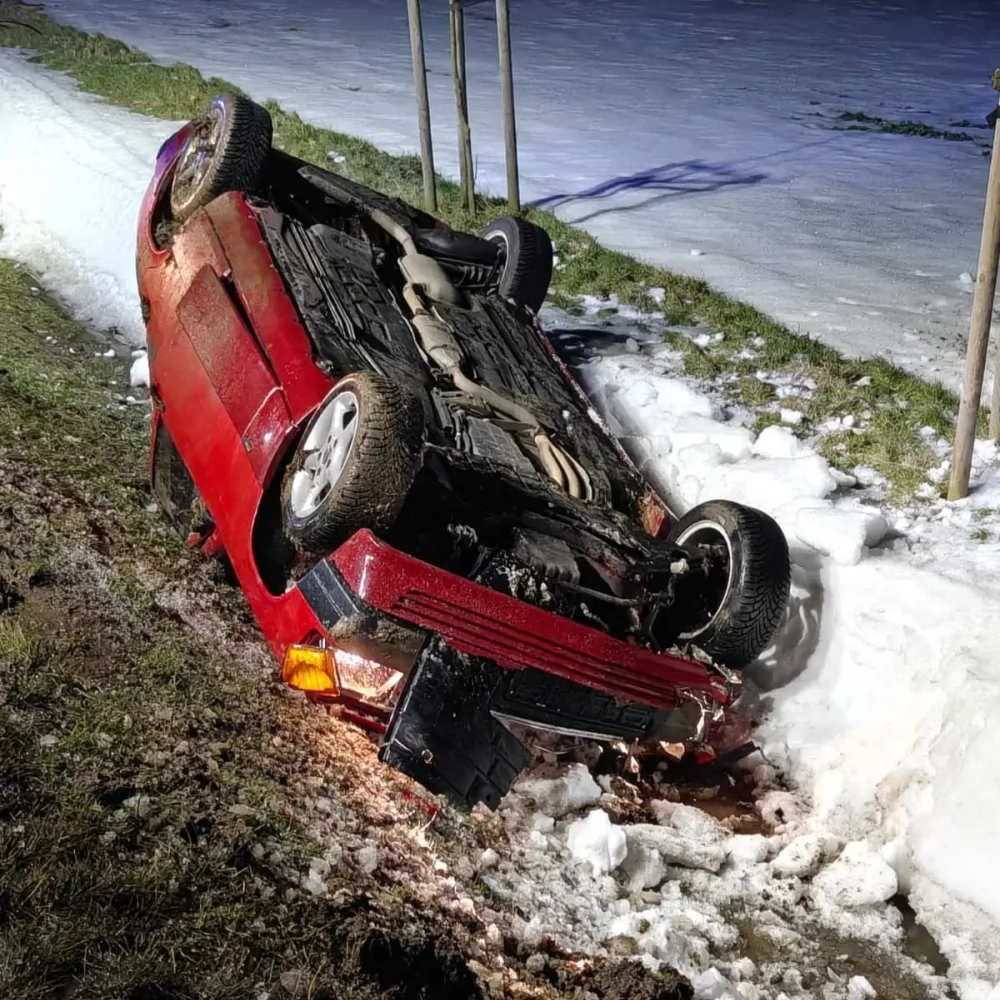 Dachowanie na drodze wojewódzkiej nr 224