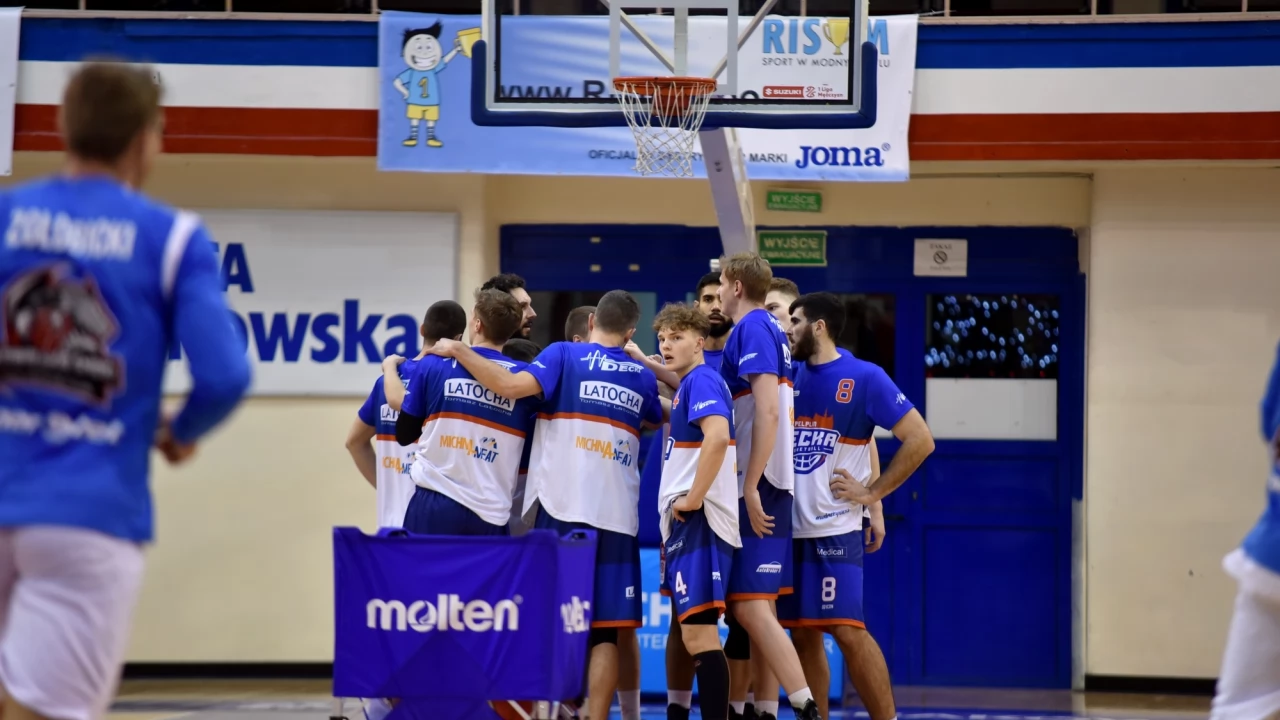 DECKA PELPLIN pokonuje Wisłę Kraków na koniec rundy!