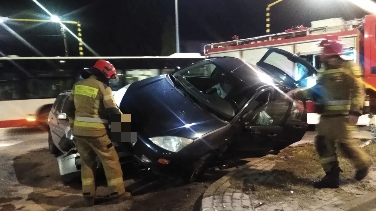 Dwa niebezpieczne zdarzenia drogowe na terenie powiatu