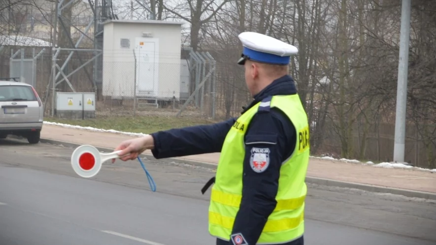 Dwóch kierowców zatrzymanych po pościgach. Jeden miał blisko 2 promile!