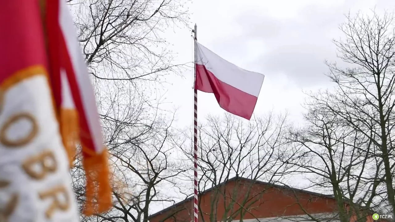 Dzisiaj święto flagi
