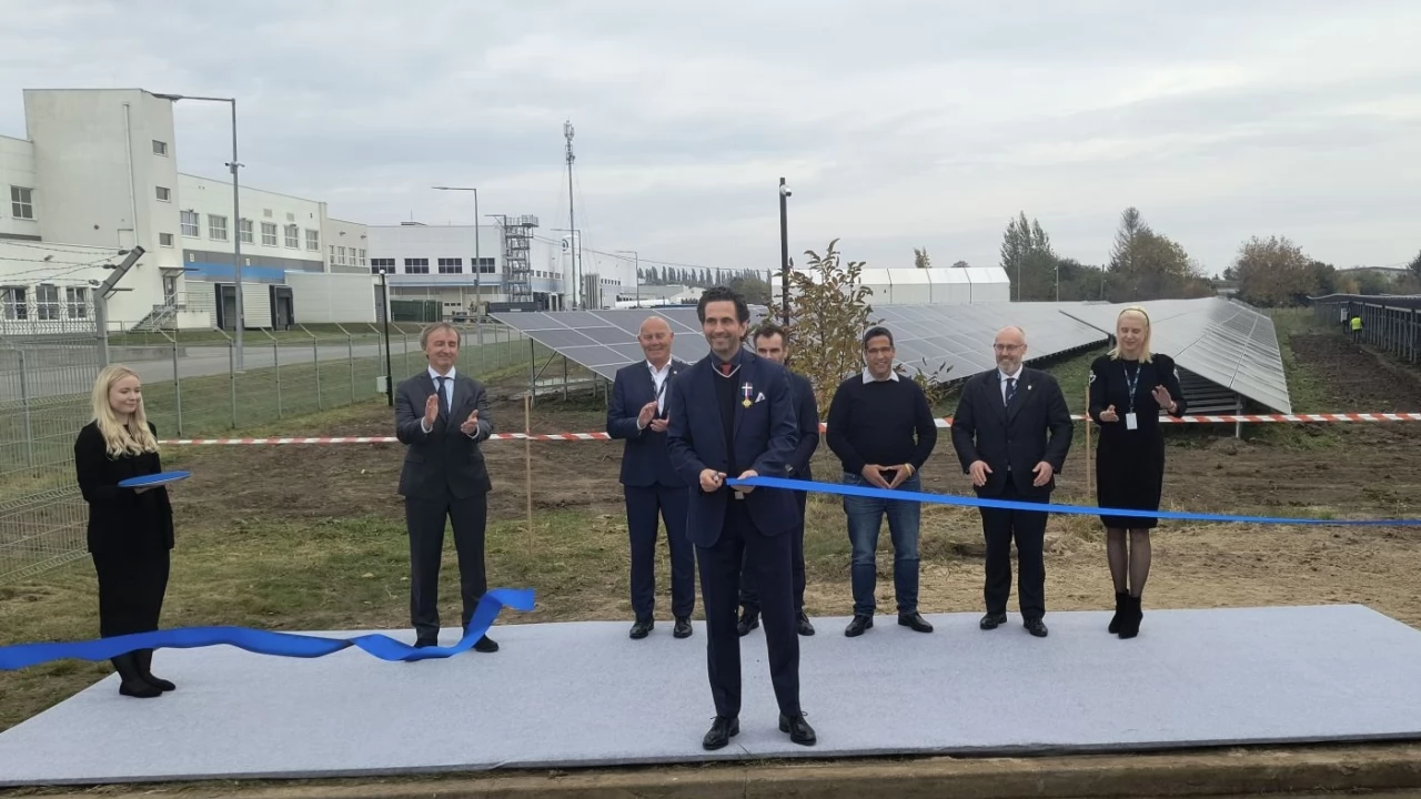 Flex otworzył farmę fotowoltaiczną. Mogłaby zasilić 4 tysiące gospodarstw domowych
