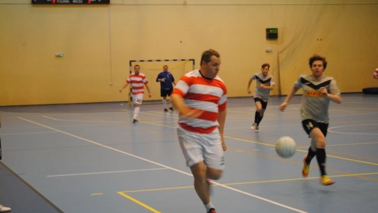 Futsal po dziewiątej kolejce
