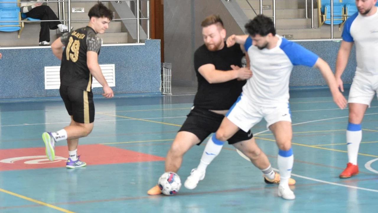 Futsal po siódmej kolejce