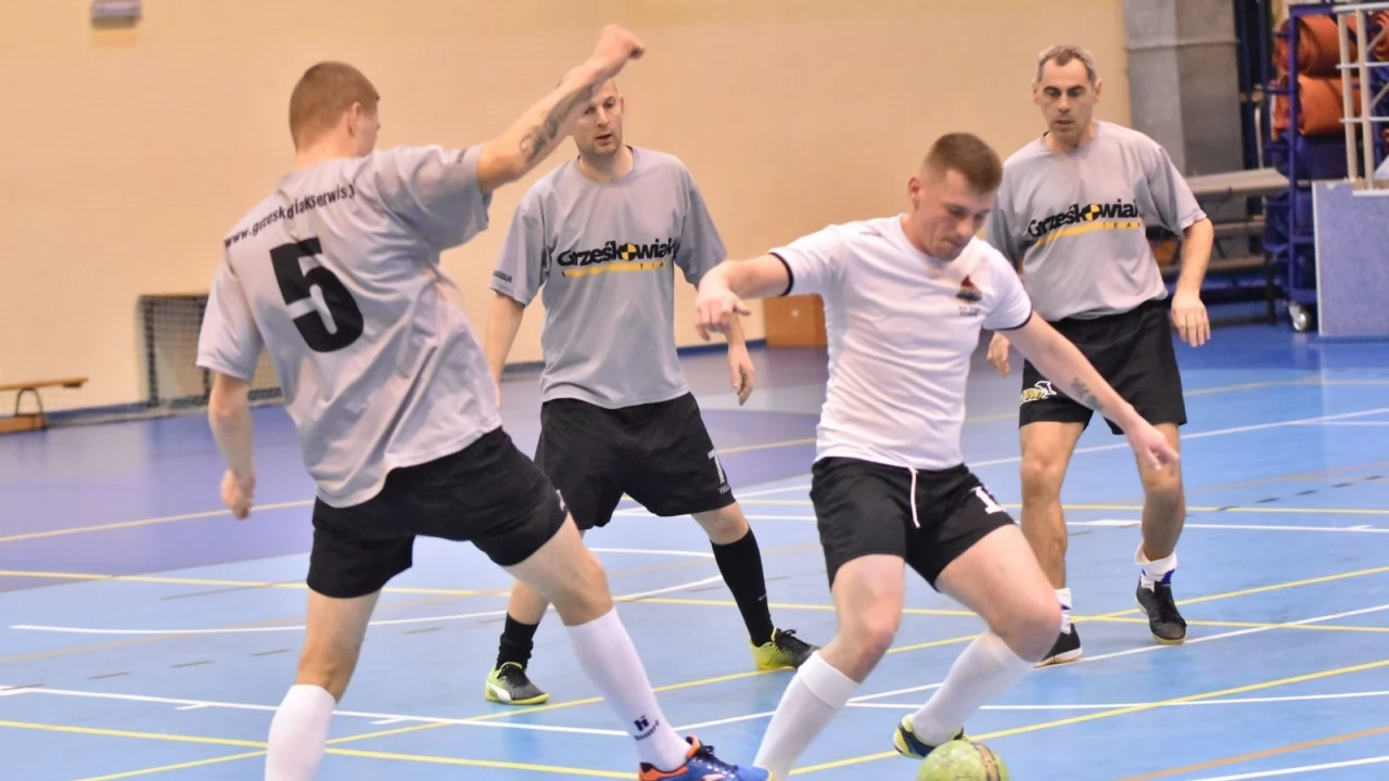 Futsal po szóstej kolejce