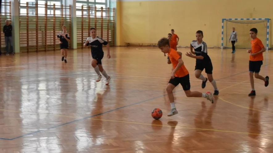 Futsalowe zmagania dzieci