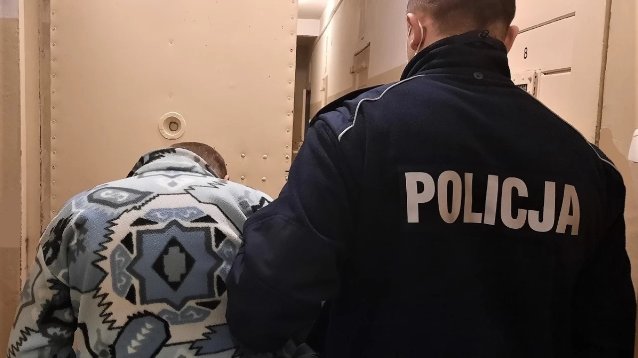 Gdy nie sprzedali mu alkoholu, wyciągnął nóż...