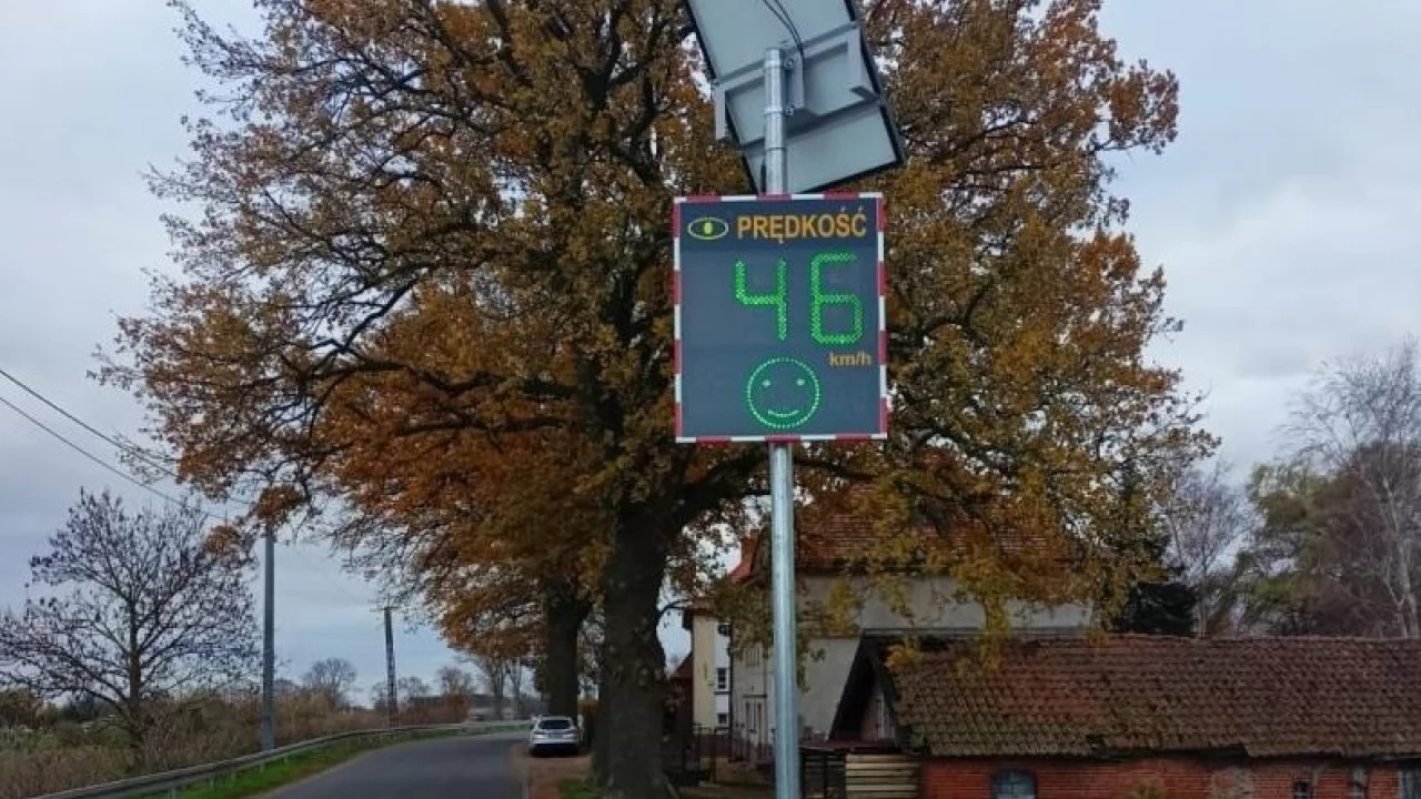 Gmina Gniew. Radarowe wyświetlacze prędkości przy szkołach