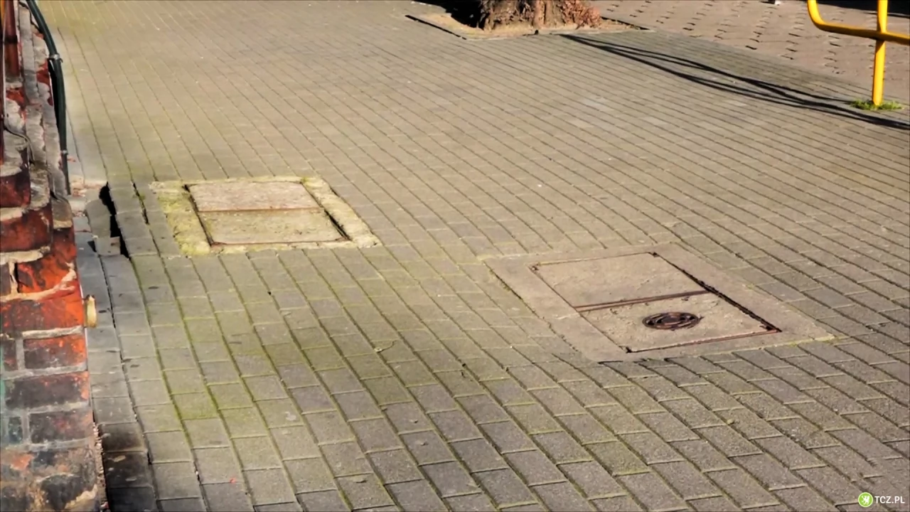 Gniew. Trwa kontrola sposobu odprowadzania wód opadowych z nieruchomości